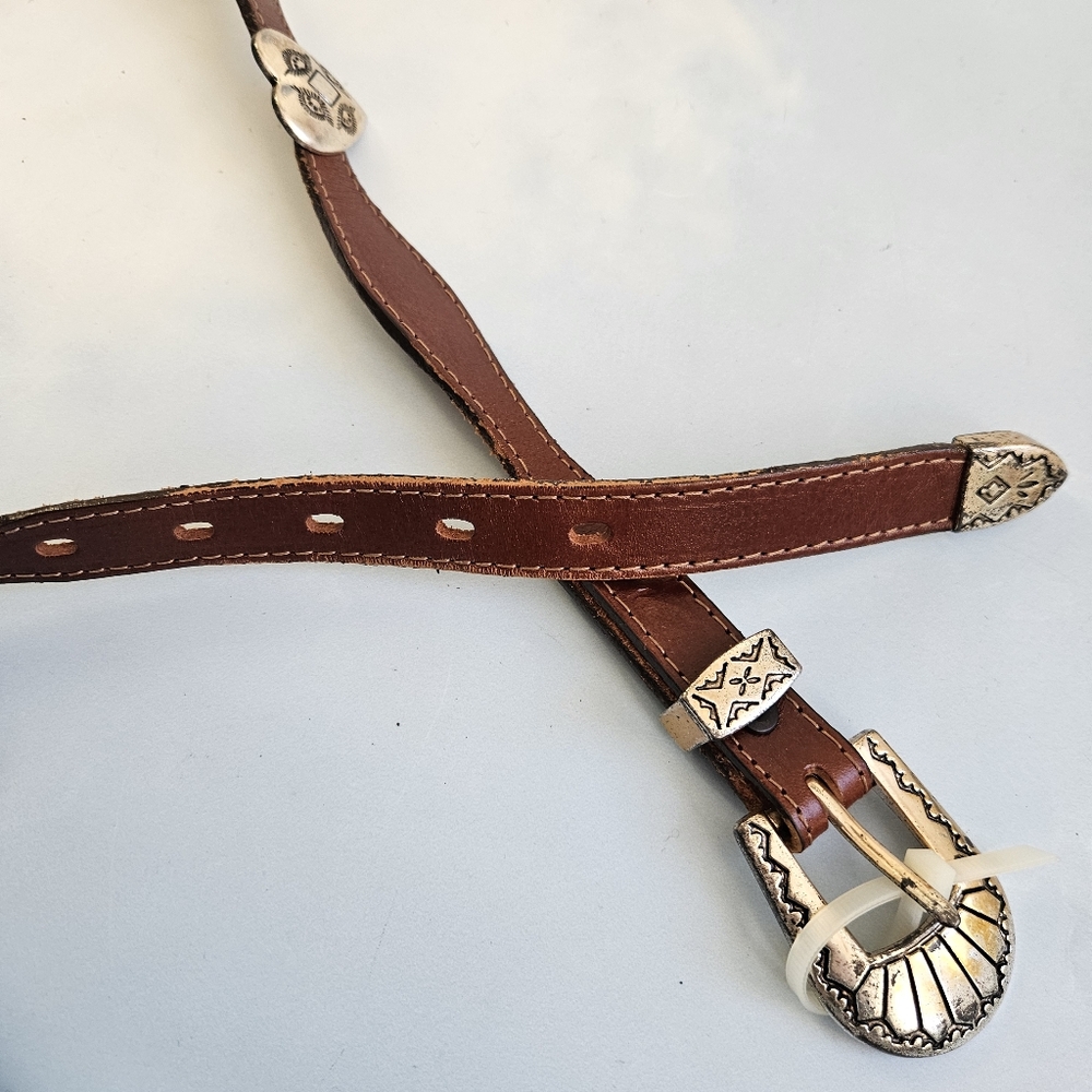 American Vintage Brown Leather Belt with Silver Accents - Picture 13 of 16
